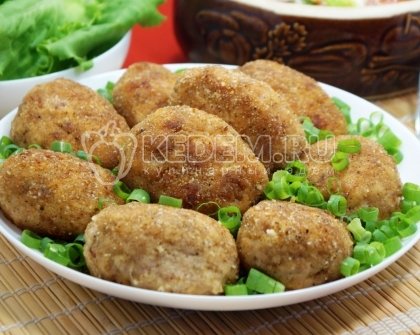 Куриные котлеты с беконом